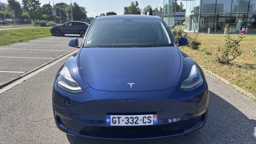 Aperçu du véhicule : LONG RANGE AWD