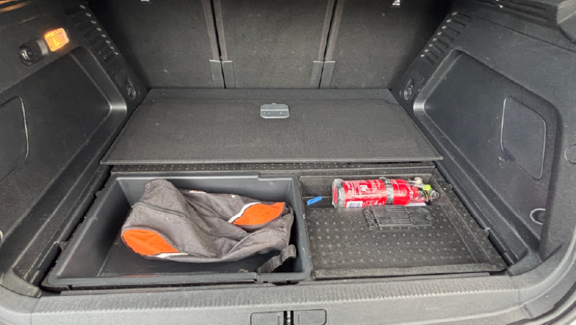 Aperçu du véhicule : HYBRID 225CH SHINE PACK E-EAT8