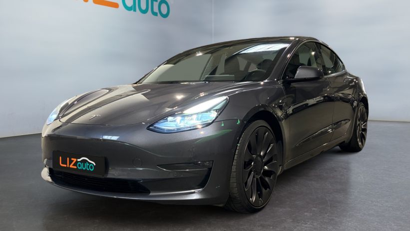 Aperçu du véhicule : PERFORMANCE PUP AWD UPGRADE MY22