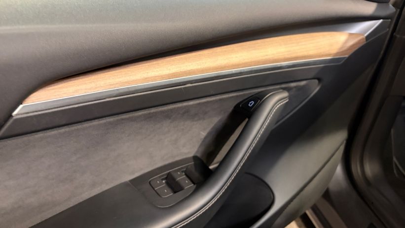 Aperçu du véhicule : PERFORMANCE PUP AWD UPGRADE MY22