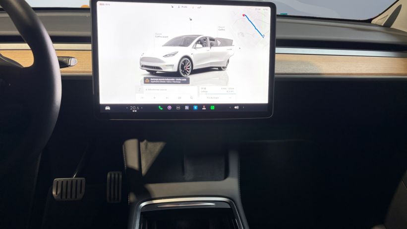 Aperçu du véhicule : PERFORMANCE AWD