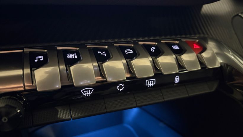 Aperçu du véhicule : 1.2 PURETECH 130CH S&S ACTIVE PACK