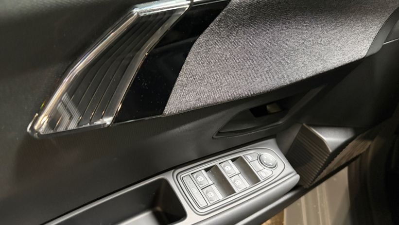 Aperçu du véhicule : 1.2 TCE 115CH EVOLUTION