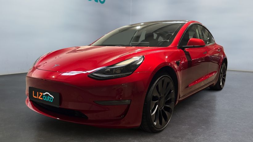 Aperçu du véhicule : PERFORMANCE PUP AWD UPGRADE MY22