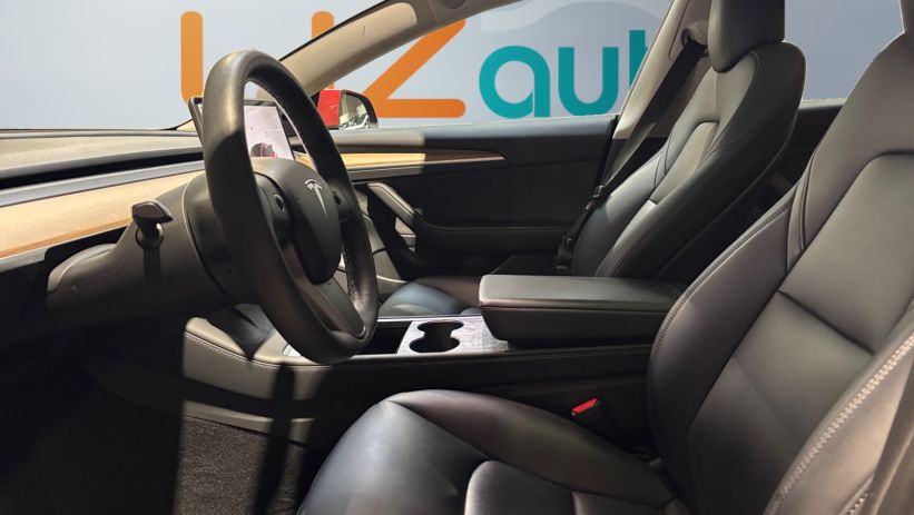 Aperçu du véhicule : PERFORMANCE PUP AWD UPGRADE MY22