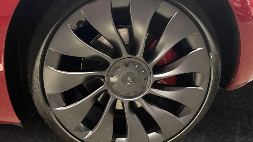 Aperçu du véhicule : PERFORMANCE PUP AWD UPGRADE MY22