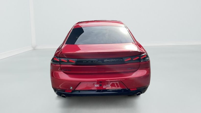 Aperçu du véhicule : Hybrid 225 e-EAT8 GT