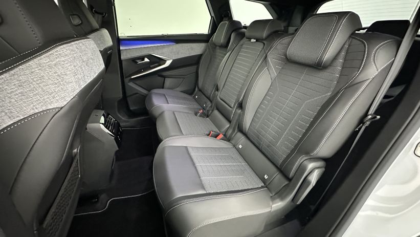 Aperçu du véhicule : 1.2 Hybrid 145ch GT e-DCS6