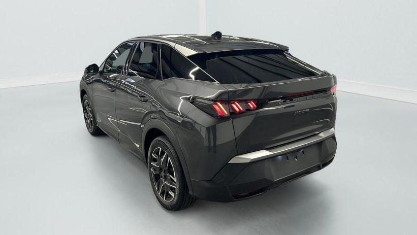 Aperçu du véhicule : Hybrid 136 e-DCS6 Allure