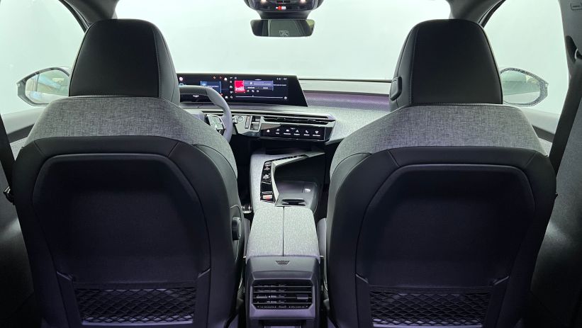 Aperçu du véhicule : Nouveau Hybrid 145 e-DCS6 GT Gris Titane avec 5350€ d'équipements inclus