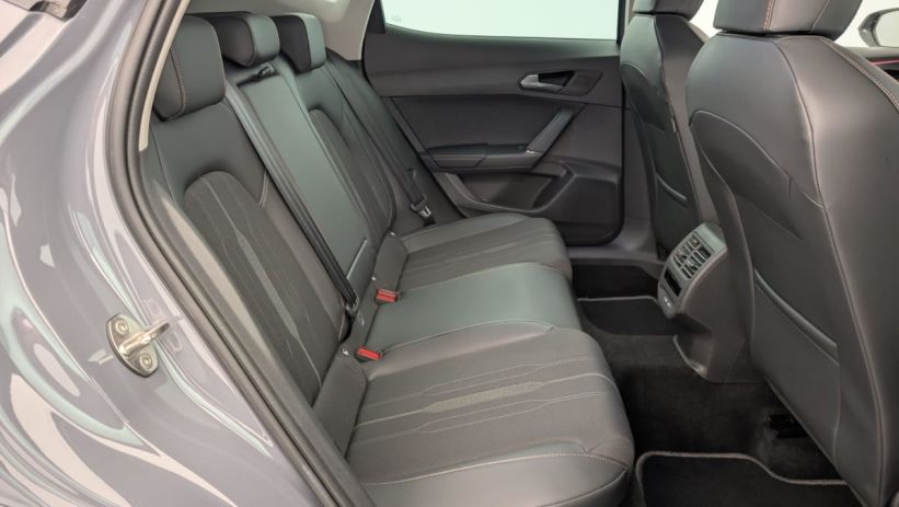 Aperçu du véhicule : 1.4 e-HYBRID 204 ch DSG6 V