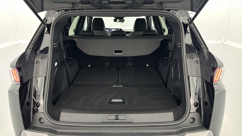 Aperçu du véhicule : III 1.2 Hybrid 145ch Allure e-DCS6