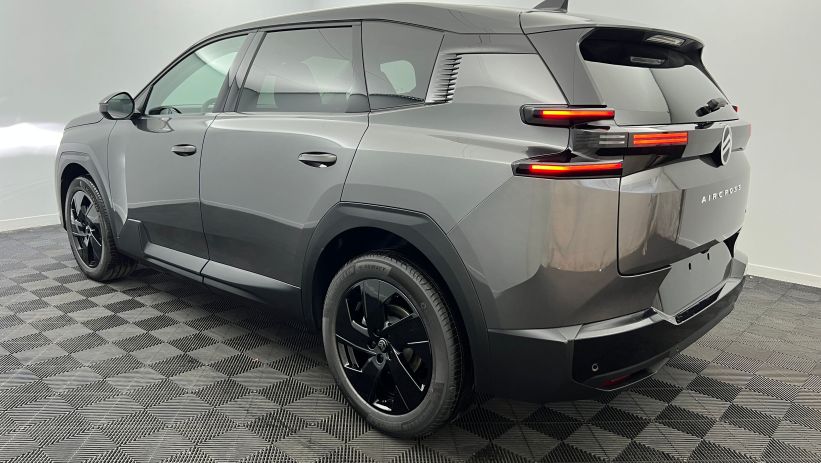 Aperçu du véhicule : Nouveau Hybrid 145 ch e-DCS6 Plus Gris Platinium - Toit Noir Perla Nera avec 2550€ d'équipements inclus