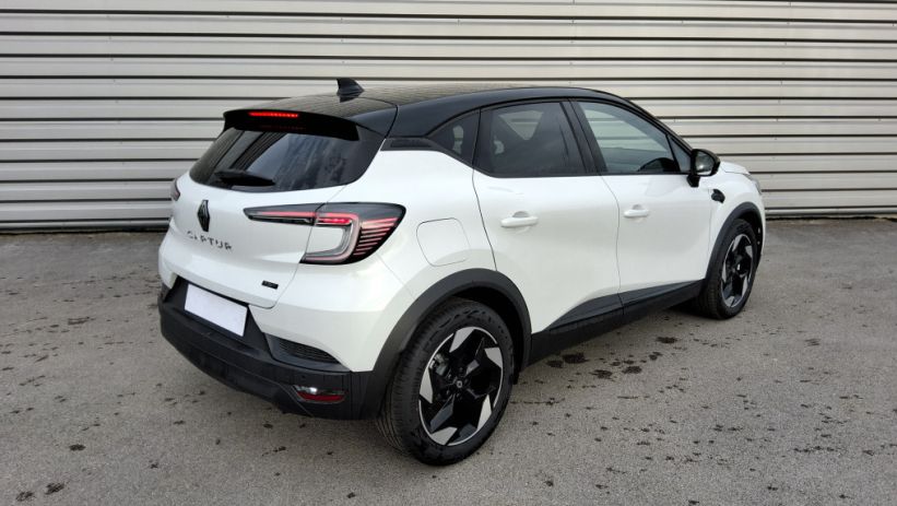 Aperçu du véhicule : CAPTUR E-Tech full hybrid 160 ch Techno