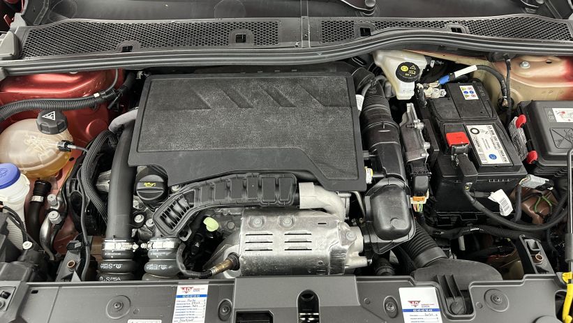 Aperçu du véhicule : II 1.2 PureTech 100ch Allure EAT8