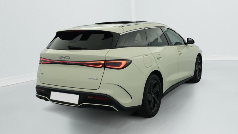 Aperçu du véhicule : 1.5l DM-i 156 kW PHEV Comfort