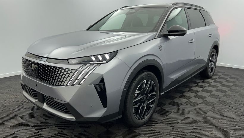 Aperçu du véhicule : Nouveau Hybrid 145 e-DCS6 GT Gris Artense avec 2450€ d'équipements inclus