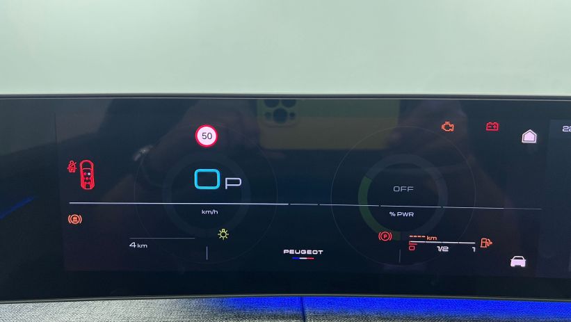 Aperçu du véhicule : Hybrid 145 e-DCS6 GT Exclusive Noir Perla Nera avec 2450€ d'équipements inclus