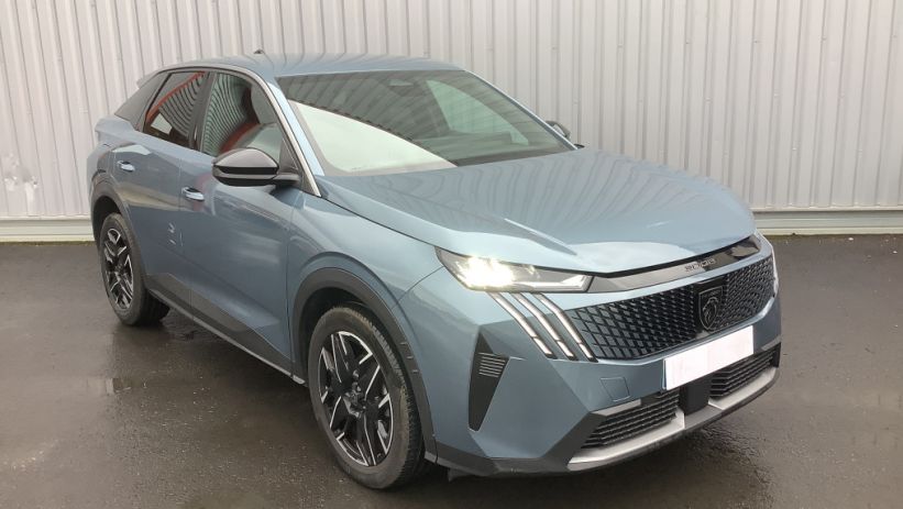 Aperçu du véhicule : 3008 Hybrid 136 e-DCS6 Allure