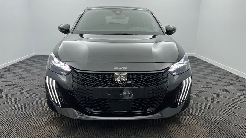 Aperçu du véhicule : Nouvelle Hybrid 145 e-DCS6 GT Noir Perla Nera avec 3100€ d'équipements inclus