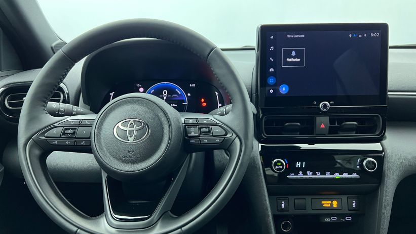 Aperçu du véhicule : Hybride 130ch 2WD Design Blanc Lunaire nacré avec 2300€ d'équipements inclus