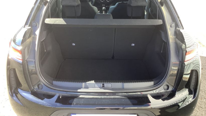 Aperçu du véhicule : DS 3 PureTech 100 BVM6 Performance Line