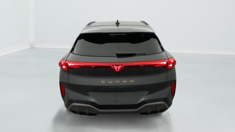 Aperçu du véhicule : 1.5 eHybrid 204 ch DSG6 V