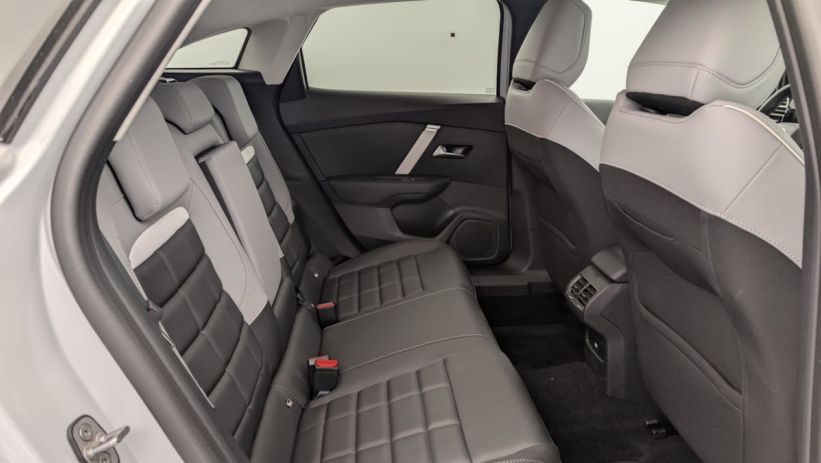 Aperçu du véhicule : Hybride 136 e-DCS6 Max