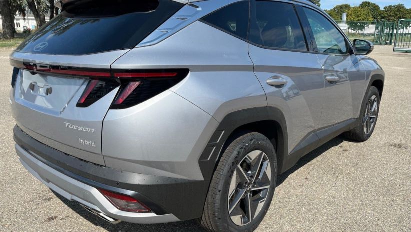 Aperçu du véhicule : 1.6 T-GDI 215 Hybrid BVA6 Creative