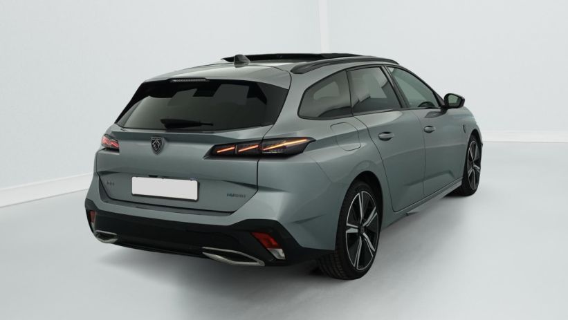Aperçu du véhicule : PHEV 225 e-EAT8 GT