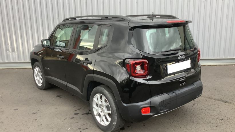 Aperçu du véhicule : RENEGADE 1.5 Turbo T4 130 ch BVR7 e-Hybrid Altitude