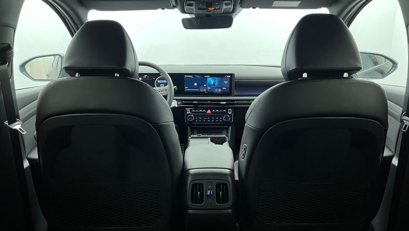 Aperçu du véhicule : 1.6 T-GDI 239 Hybrid BVA6 N Line Executive Abyss Black avec 1160€ d'équipements inclus