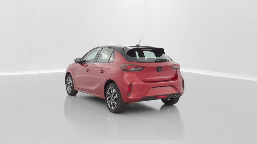 Aperçu du véhicule : 1.2 Turbo 100ch GS BVA8