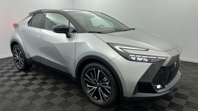 Aperçu du véhicule : Hybride Rechargeable 225 Collection Premiere Gris Minéral - Toit et arrière Noir