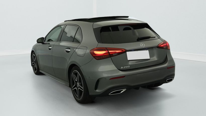 Aperçu du véhicule : 200 7G-DCT AMG LINE