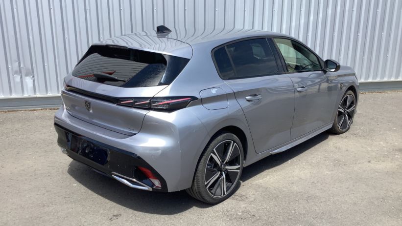 Aperçu du véhicule : 308 Hybrid 136 e-DCS6 GT