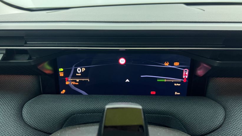 Aperçu du véhicule : Nouveau Hybrid 145 e-DCS6 Max Blanc Okénite avec 2220€ d'équipements inclus