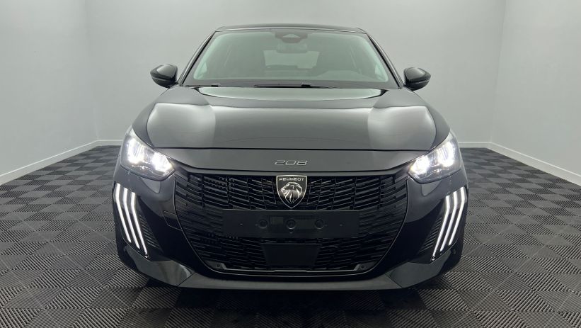 Aperçu du véhicule : Hybrid 145 e-DCS6 Allure Noir Perla Nera avec 950€ d'équipements inclus