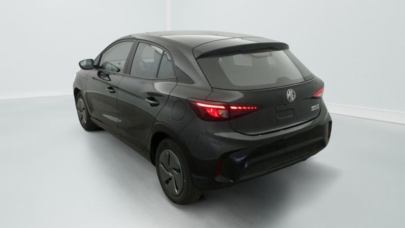 Aperçu du véhicule : 1.5 L Hybrid+ 195ch Standard