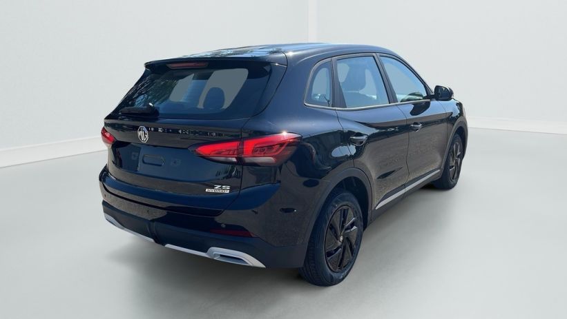 Aperçu du véhicule : 1.5 L Hybrid+ 197ch Standard