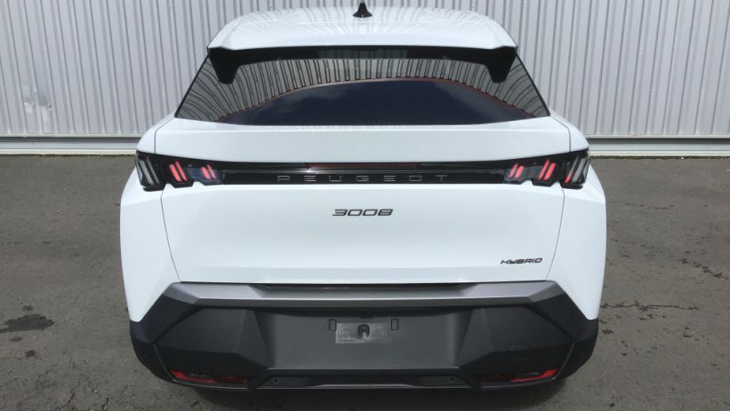 Aperçu du véhicule : 3008 Hybrid 145 e-DCS6 Allure