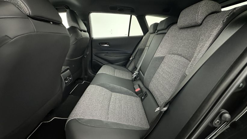 Aperçu du véhicule : 1.8 Hybride 140ch Design