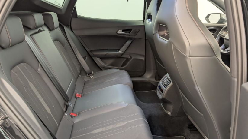 Aperçu du véhicule : 1.4 e-HYBRID 204 ch DSG6 Business Edition