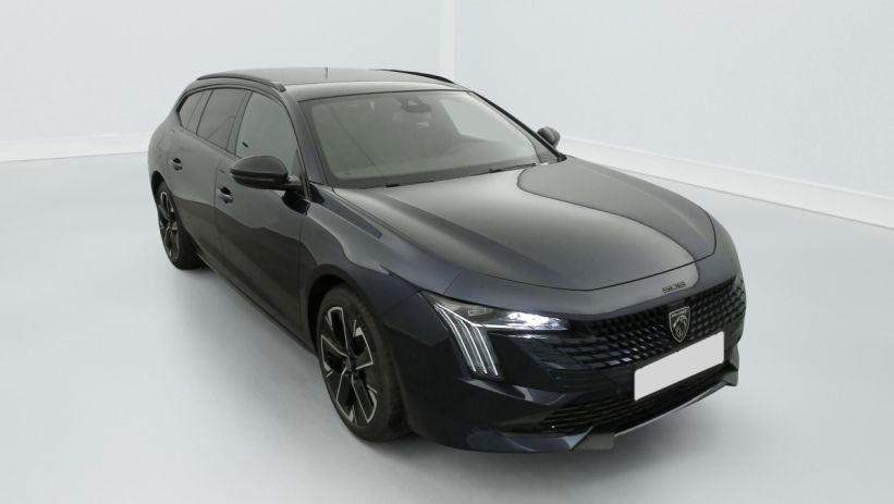 Aperçu du véhicule : Hybrid 180 e-EAT8 Allure