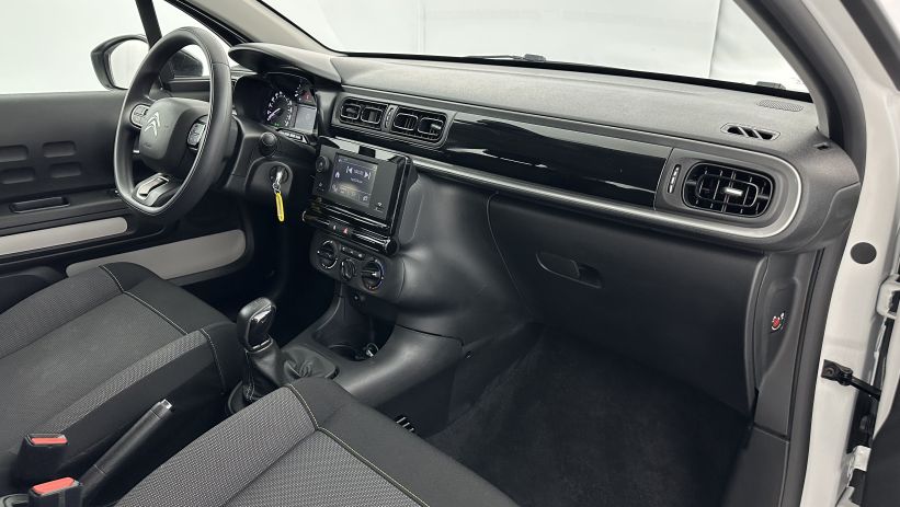 Aperçu du véhicule : III 1.2 PureTech 83ch Feel