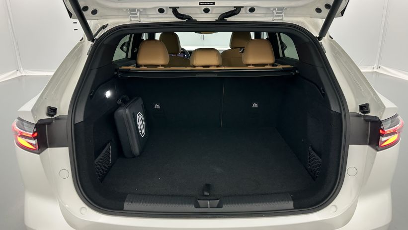 Aperçu du véhicule : 1.5T PHEV 272ch Luxury