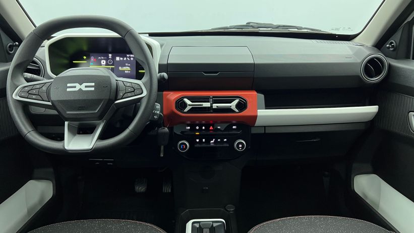 Aperçu du véhicule : 45 Expression Blanc Kaolin avec 260€ d'équipements inclus