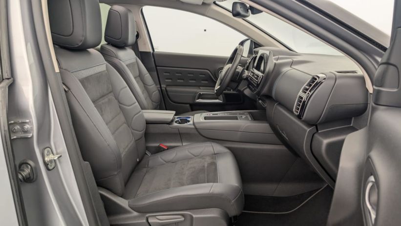 Aperçu du véhicule : Hybride Rechargeable 225 e-EAT8 Shine