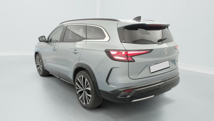 Aperçu du véhicule : Espace full hybrid E-Tech 200 ch 7pl Iconic