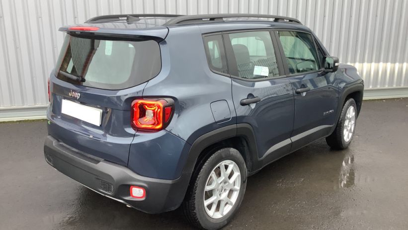 Aperçu du véhicule : RENEGADE 1.5 Turbo T4 130 ch BVR7 e-Hybrid Altitude